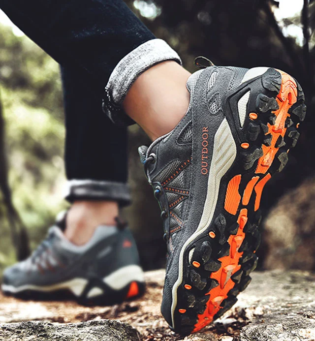 Mountaineering Shoes